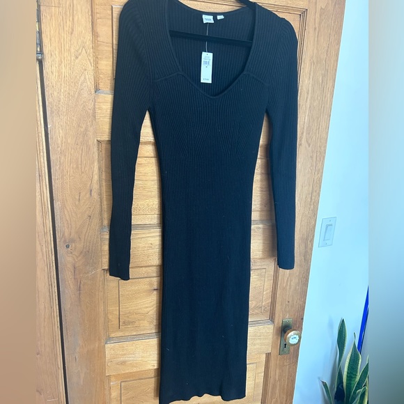 Gap Sweater Dress - Picture 2 of 5